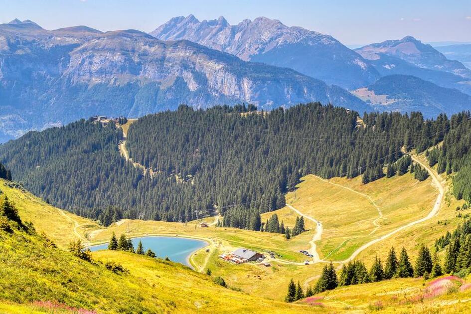 © Vue sur le lac de l'Airon - Bouilleur de photos