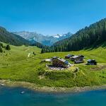 © Lac de Gers prise par un drone - OT Samoens - Mathilda Manzi